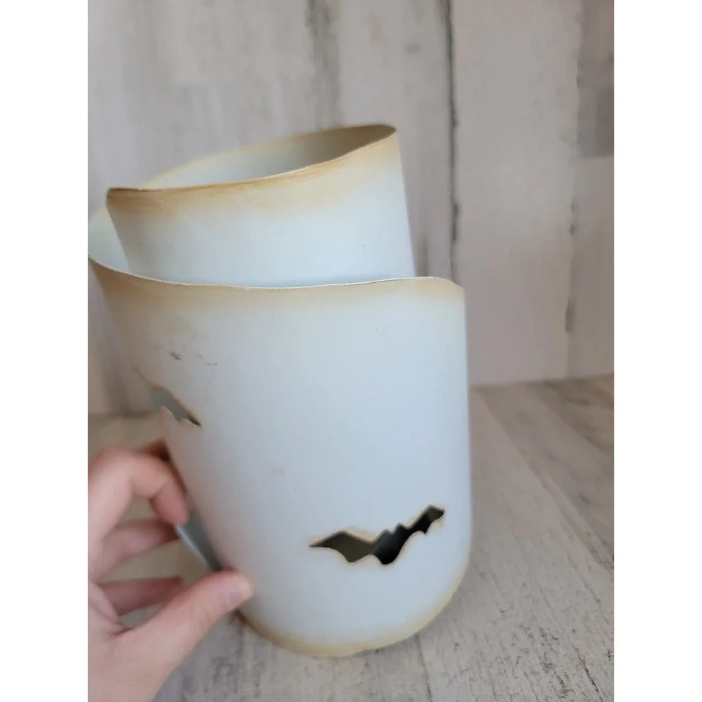 Vintage metal Ghost tea light holder spiral boo Halloween home decor unique‎